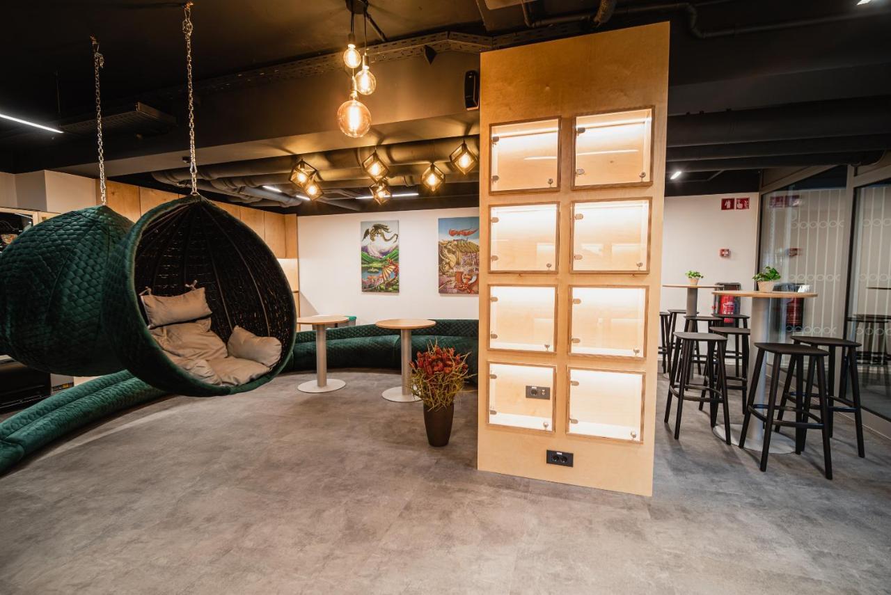 Dragons Dream Hostel Ljubljana Ngoại thất bức ảnh