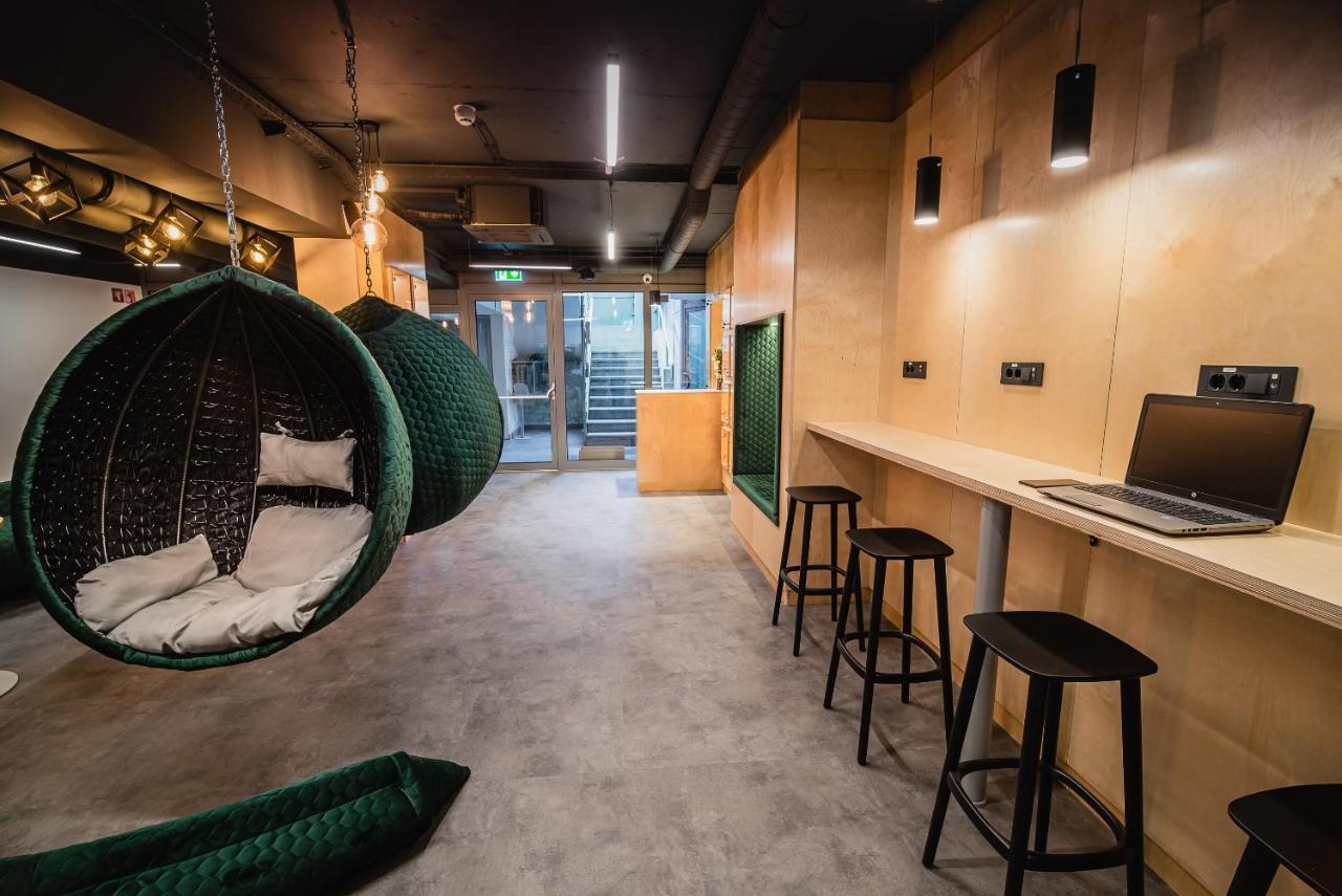 Dragons Dream Hostel Ljubljana Ngoại thất bức ảnh