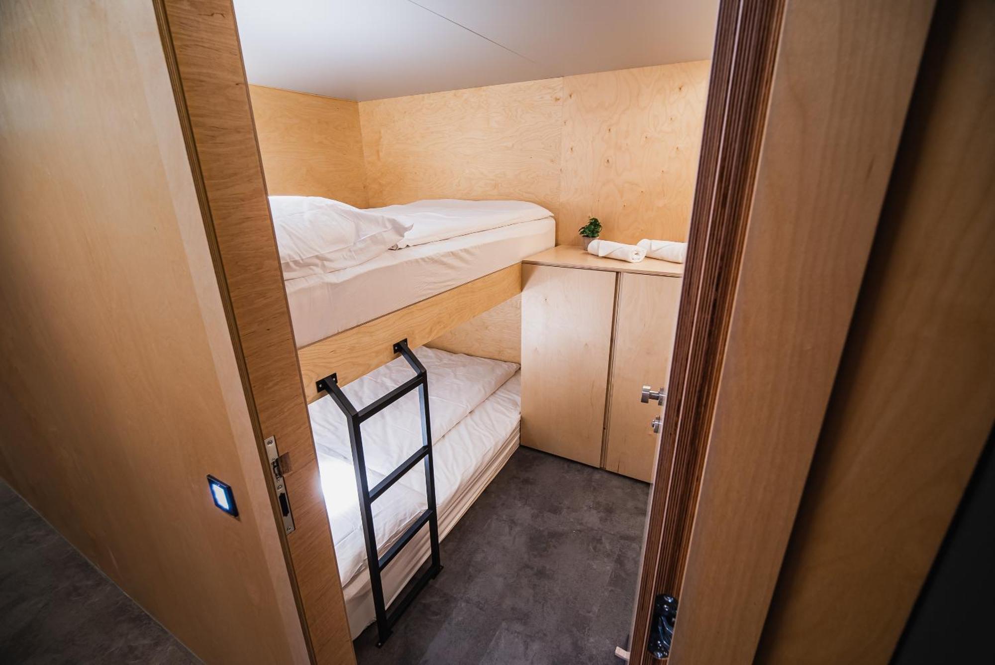 Dragons Dream Hostel Ljubljana Phòng bức ảnh