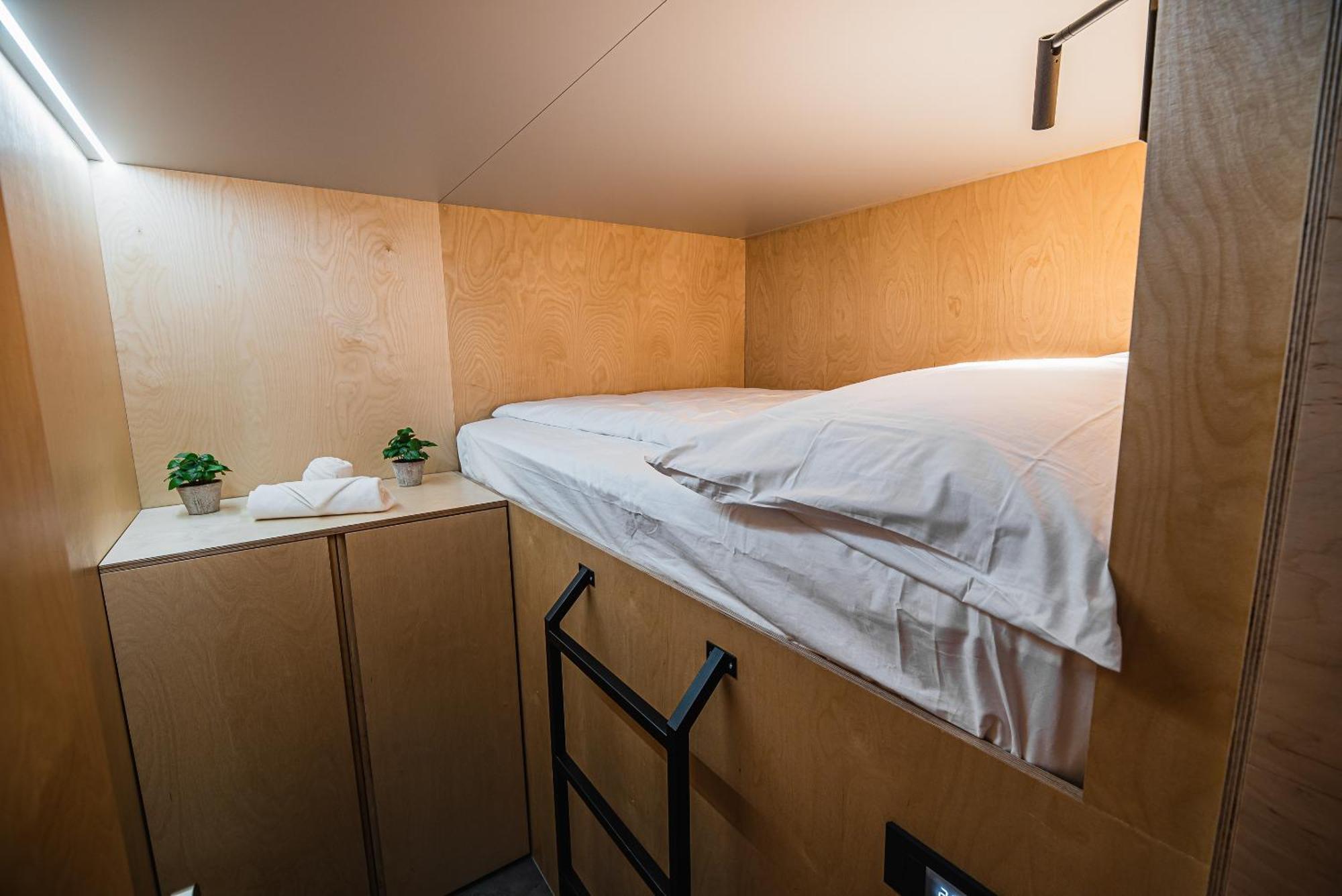Dragons Dream Hostel Ljubljana Phòng bức ảnh