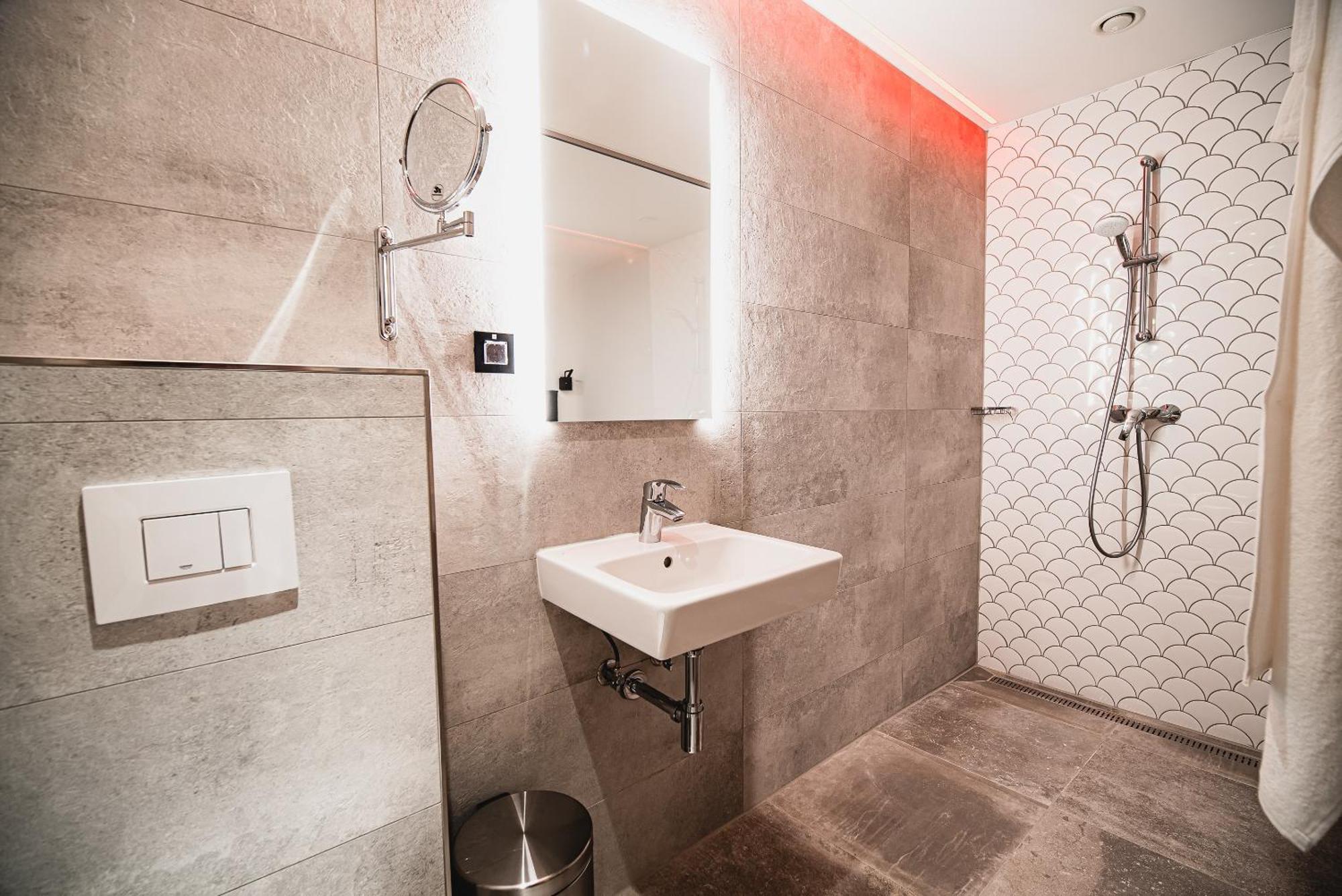 Dragons Dream Hostel Ljubljana Phòng bức ảnh